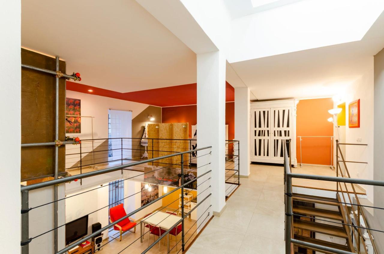 Апартаменти Joivy Vibrant Open-Plan Apt For 6 In Historic Centre Генуя Екстер'єр фото
